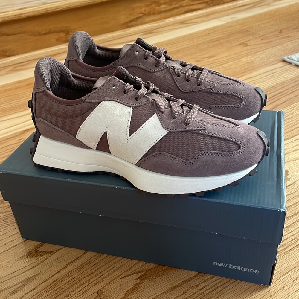 New balance 327 black fig